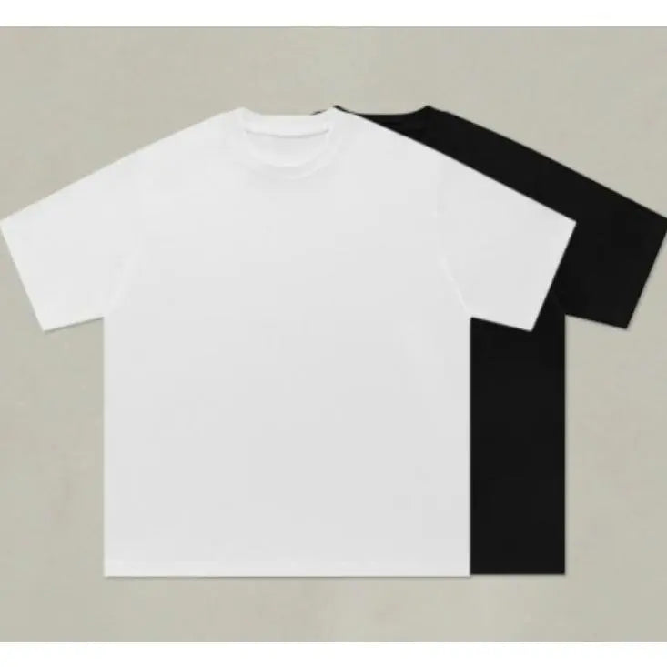 I need a T-shirt with the "Bad Guy Hug" printed on it, a versatile short sleeve, and a loose fit